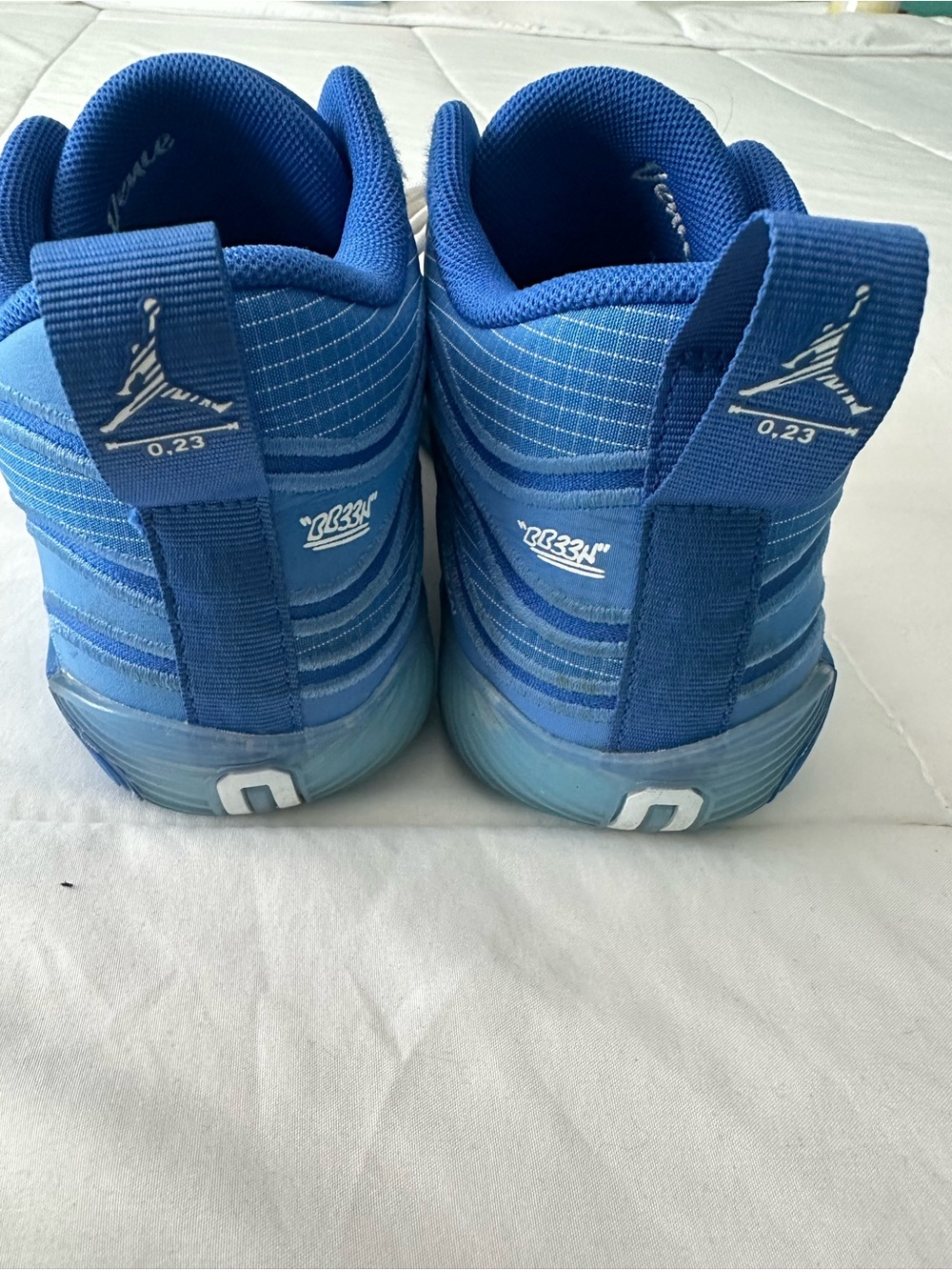 Nike Men’s Blue Athletic Sneakers with White Laces - Picture 6 of 6